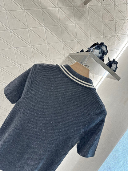 25 Brooch lapel knitted short sleeves