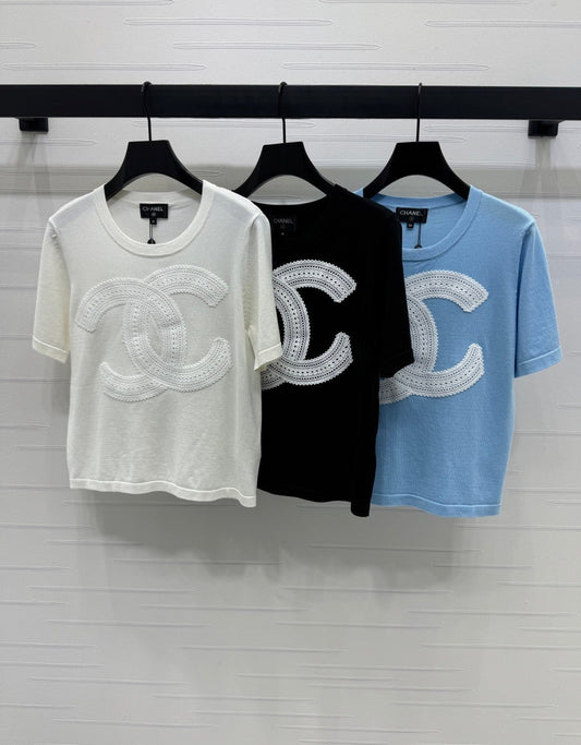25  Double logo knitted short sleeved shirt