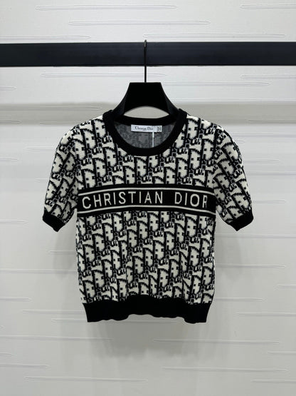 25  Jacquard Knitted Short Sleeve