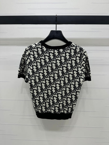 25  Jacquard Knitted Short Sleeve
