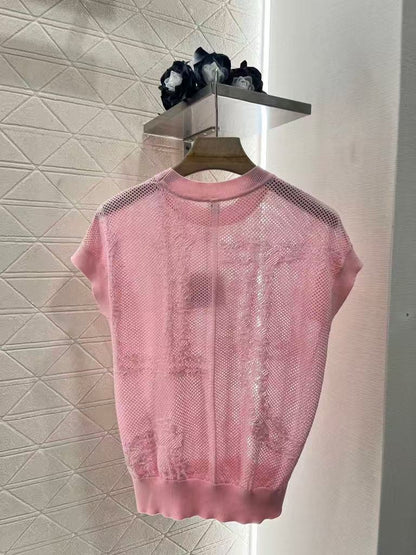 25  Jacquard hollow knitted top