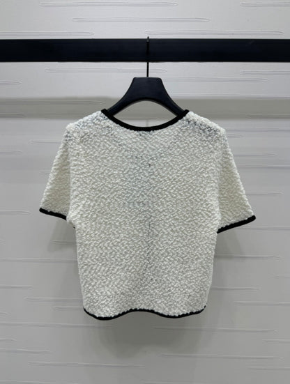 25  Particle velvet knitted short sleeved cardigan