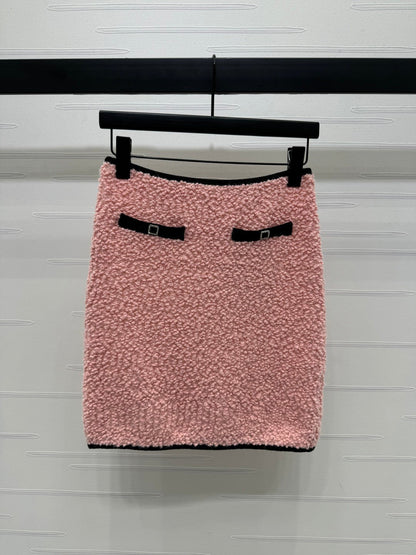 25  Particle velvet knitted short skirt