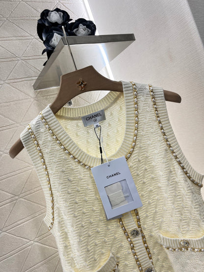 2025 New Leather Chain Knitted Vest