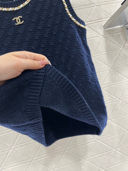 2025 New Leather Chain Knitted Vest