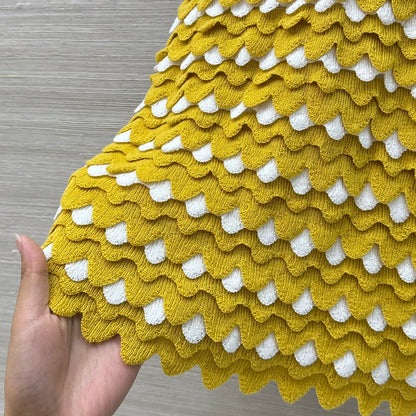 25 Scale Knit Vest Top Skirt Set