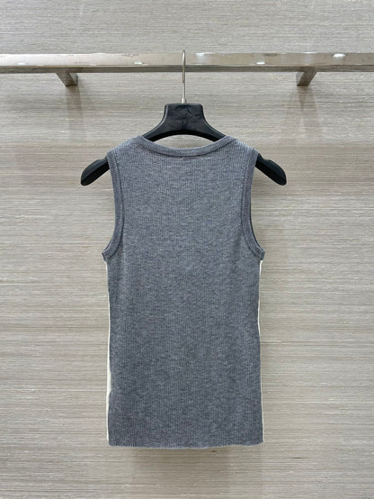25 Spring and Summer New Vest