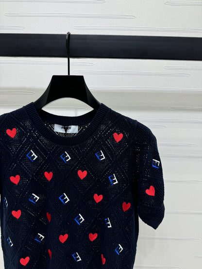 25 Cutout monogrammed knit short sleeves!