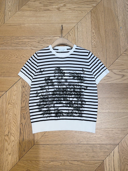25 Spring and Summer New Round Neck Striped Print Short Sleeve