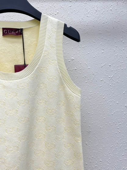 25 new knitted vest