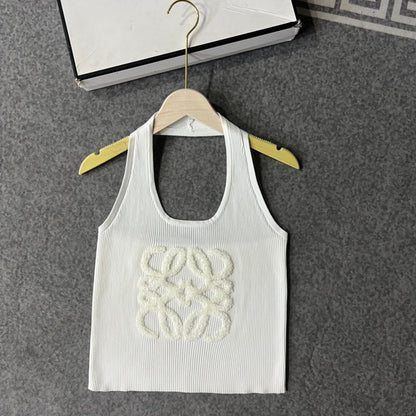 25 3D embossed logo knitted vest