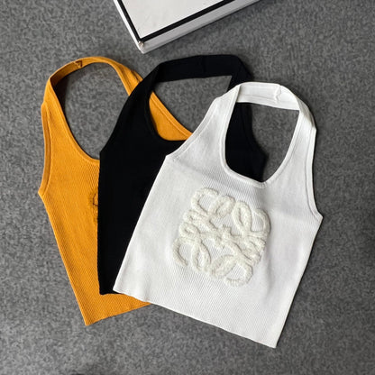 25 3D embossed logo knitted vest
