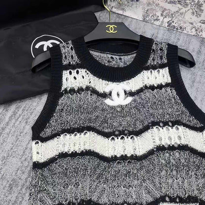 25 Spring and Summer New Mixed Color Striped Hollow Vest