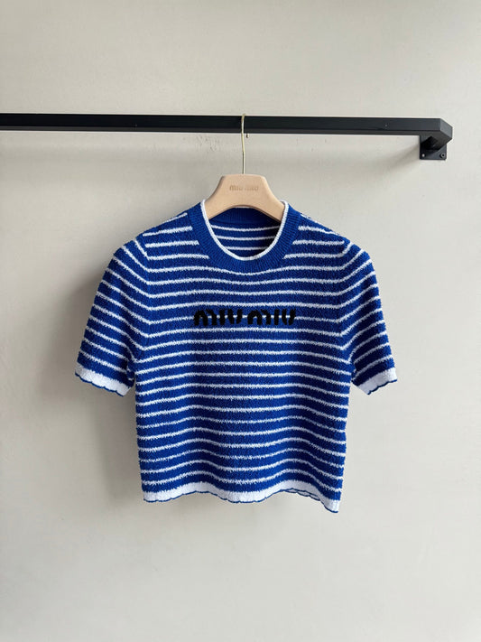 25 New Striped Knitted Short Sleeve Suit