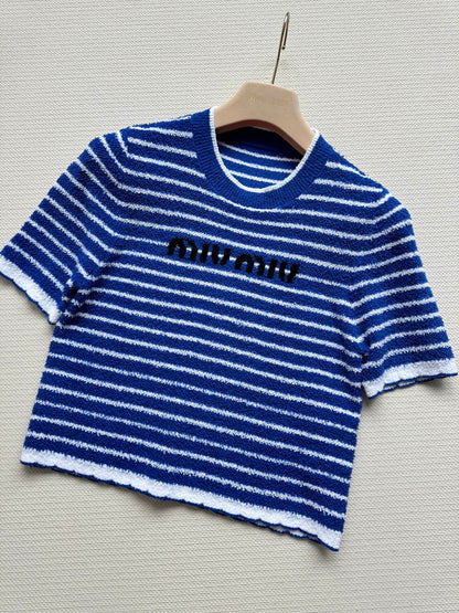 25 New Striped Knitted Short Sleeve Suit
