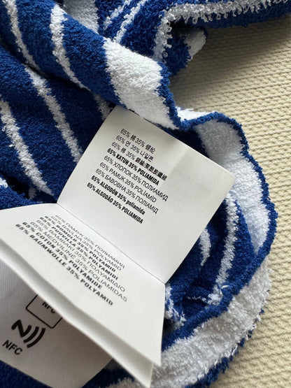 25 New Striped Knitted Short Sleeve Suit