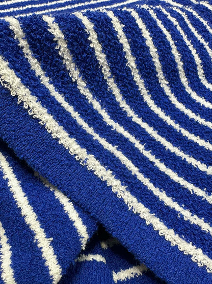 25 New Striped Knitted Short Sleeve Suit