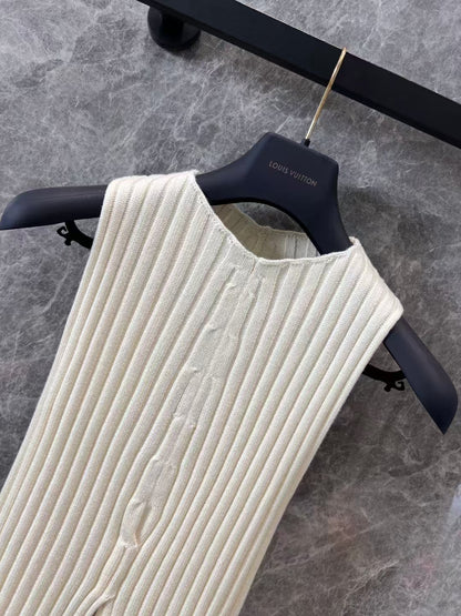 25Ss new spring and summer slit slim fit knitted vest top