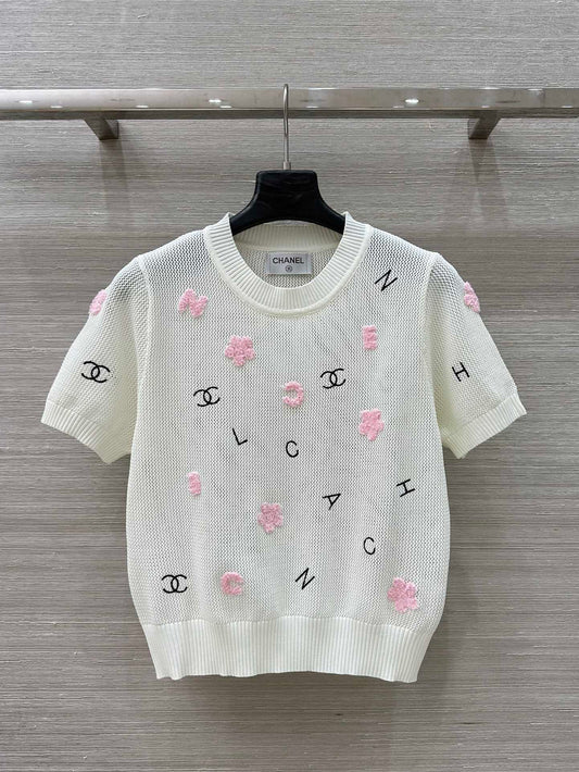 25 Lettering embellished open-knit short sleeves