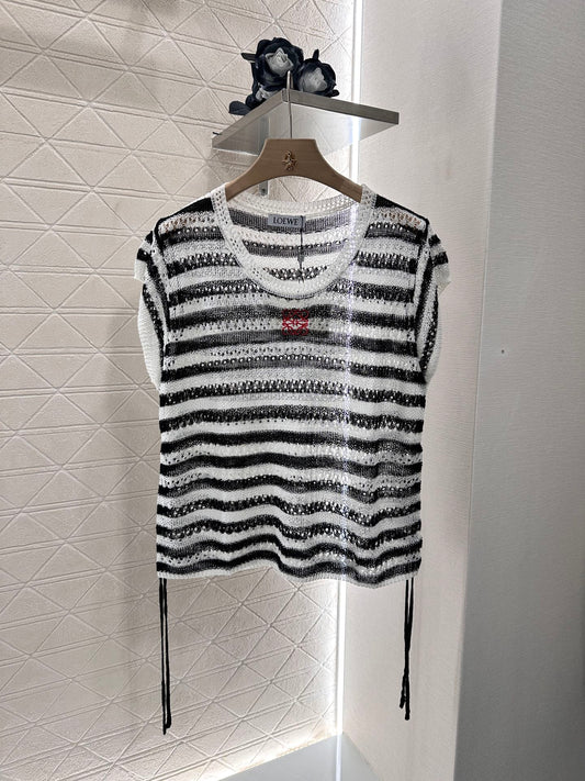 2025 Summer New Totem Embroidery Hollow Knitted Short Sleeves