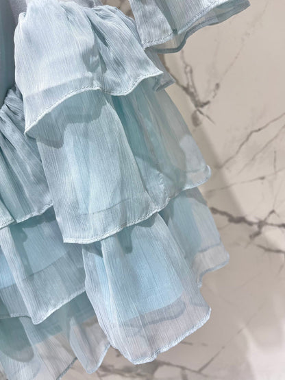 25 new pleated texture halter neck off-shoulder leg of lamb sleeves multi-layered ruffle dress