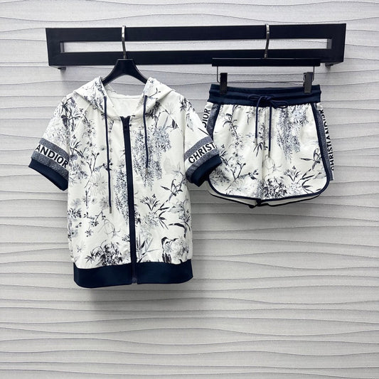 2025 New Arrivals Printed Short Sleeve Jacket + Same Style Shorts