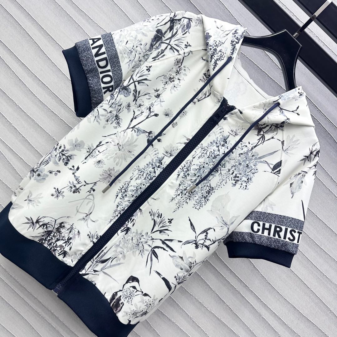 2025 New Arrivals Printed Short Sleeve Jacket + Same Style Shorts