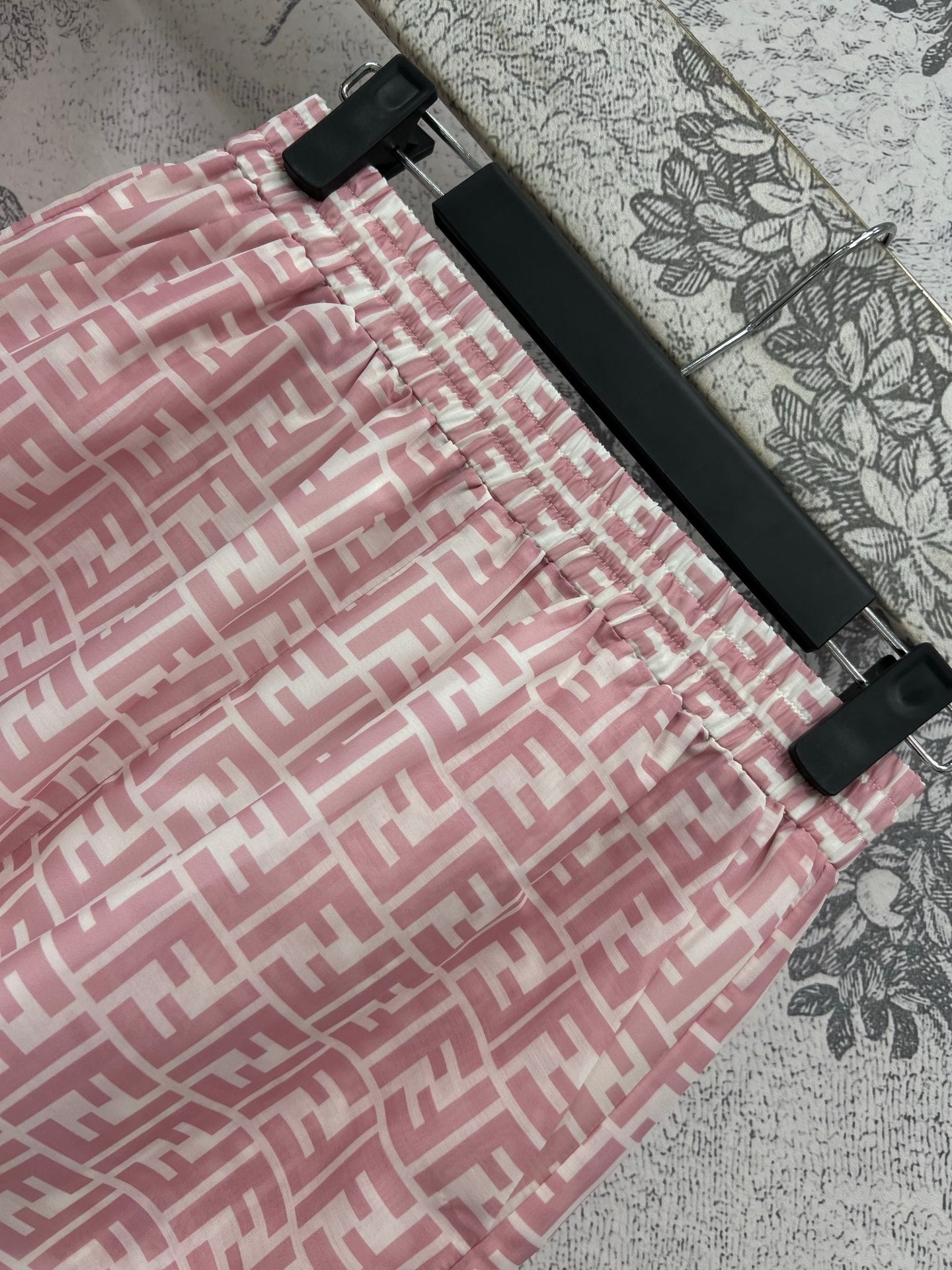 25 Summer new letter jacquard lapel shirt + high waist shorts