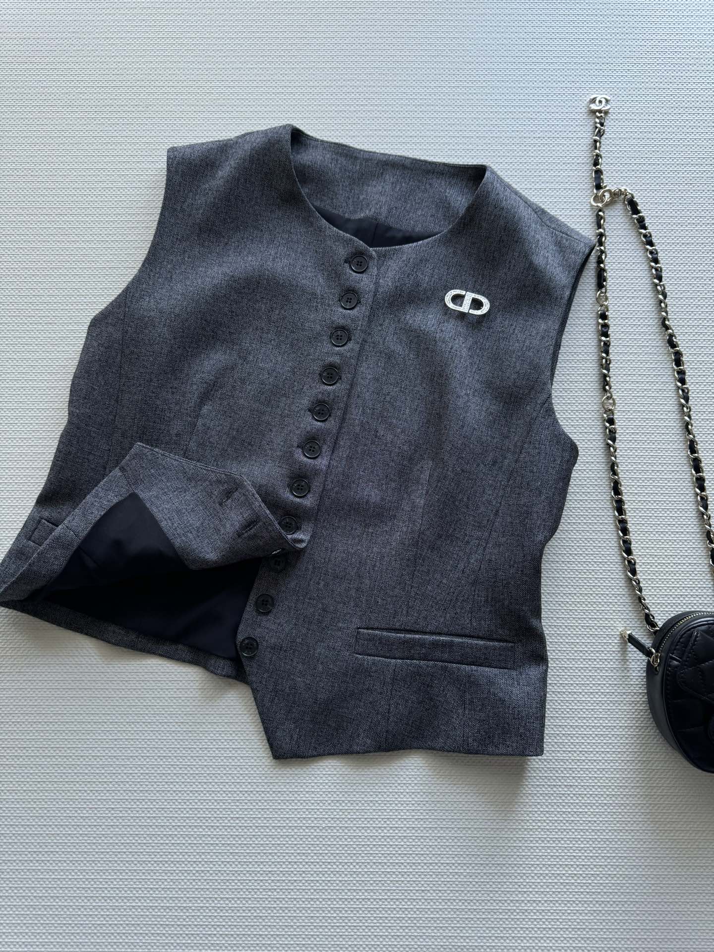 25 New Gray Suits for Summer