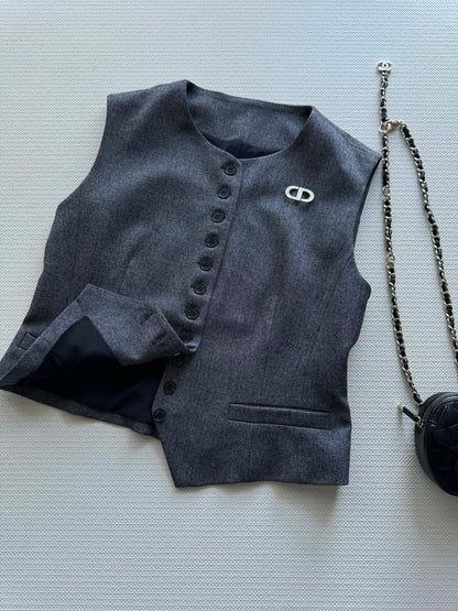 25 New Gray Suits for Summer