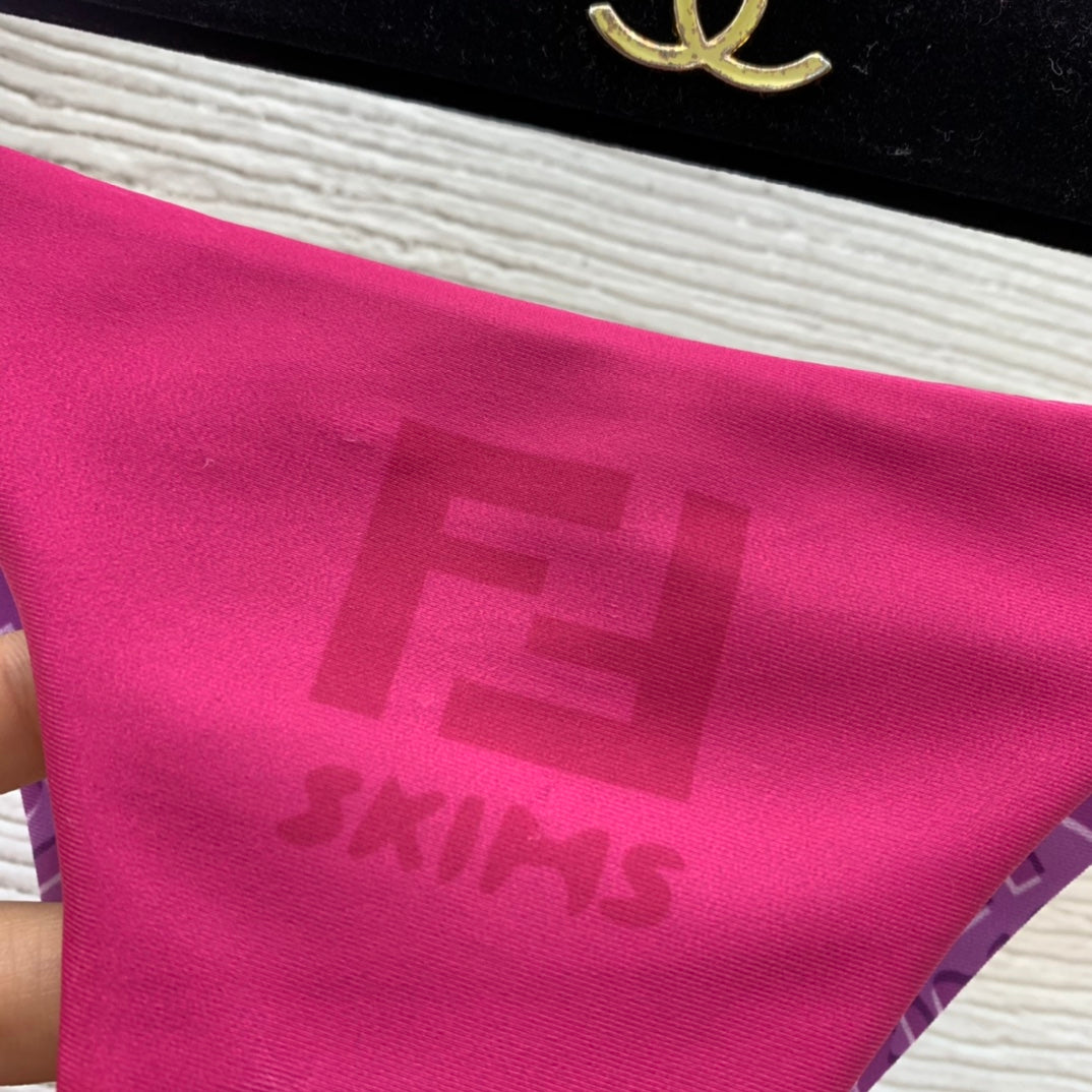 25 Summer new joint customized double-sided swimsuit