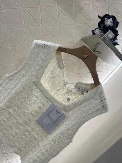 2025 Summer New Square Round Neck Lace-up Knitted Vest