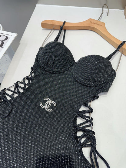 C 25 Gorgeous Waistless Halter One-piece Swimsuit