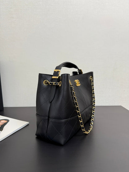 25A Small Tote Bag 36cm Black Calfskin