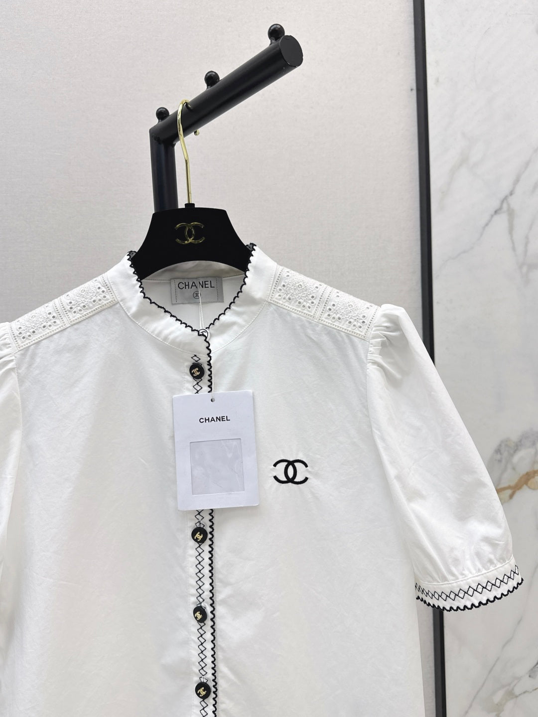25Ss Spring and Summer new contrast color black edge embroidered shirt