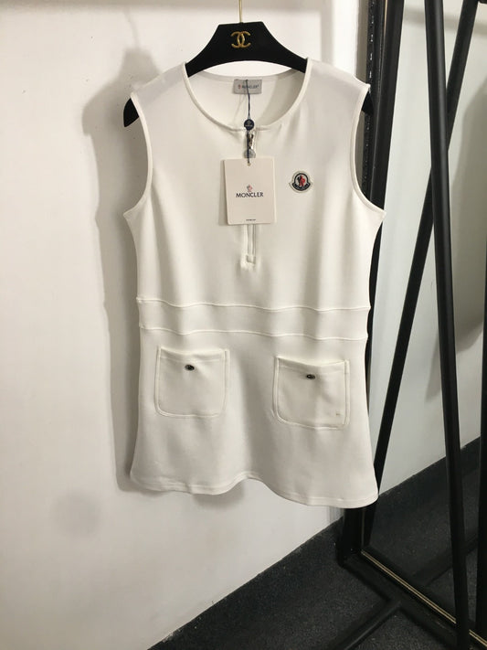 25 Summer New Embroidered Badge Zipper Dress