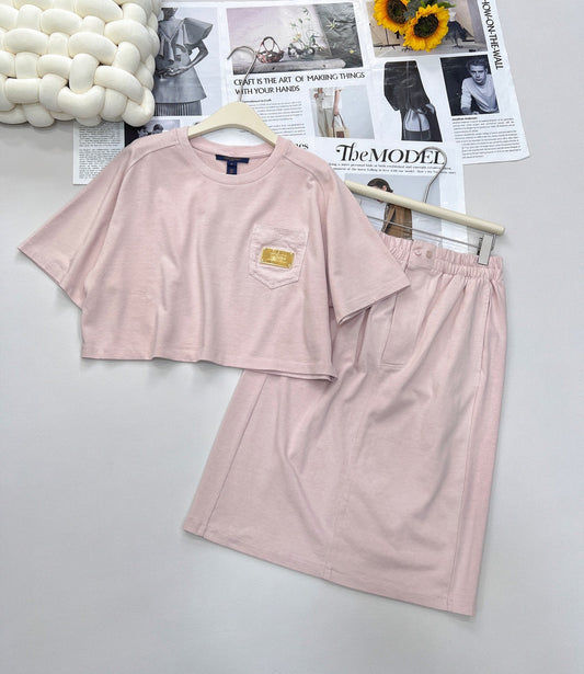 2025 new short pocket metal short-sleeved T-shirt with the same midi skirt
