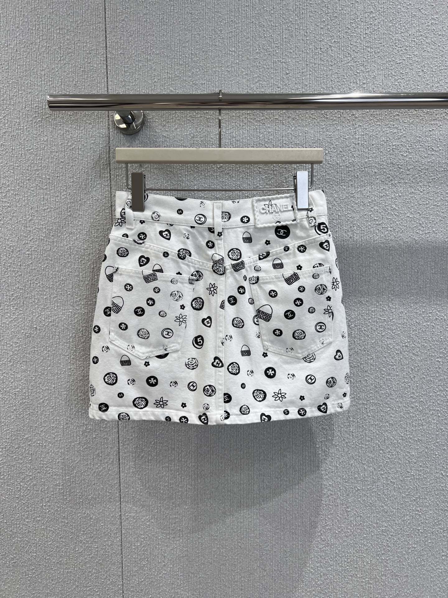 25Ss Spring and Summer New Style Printed Denim Tank Top + Short Skirt Set |