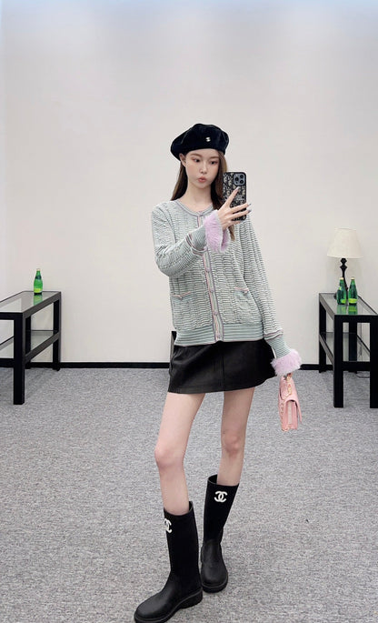 2025 Autumn New Striped knitted cardigan