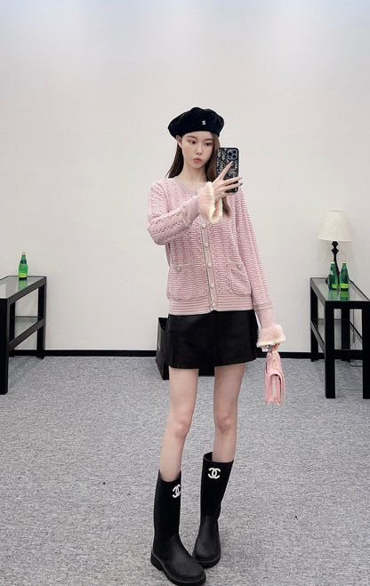 2025 Autumn New Striped knitted cardigan