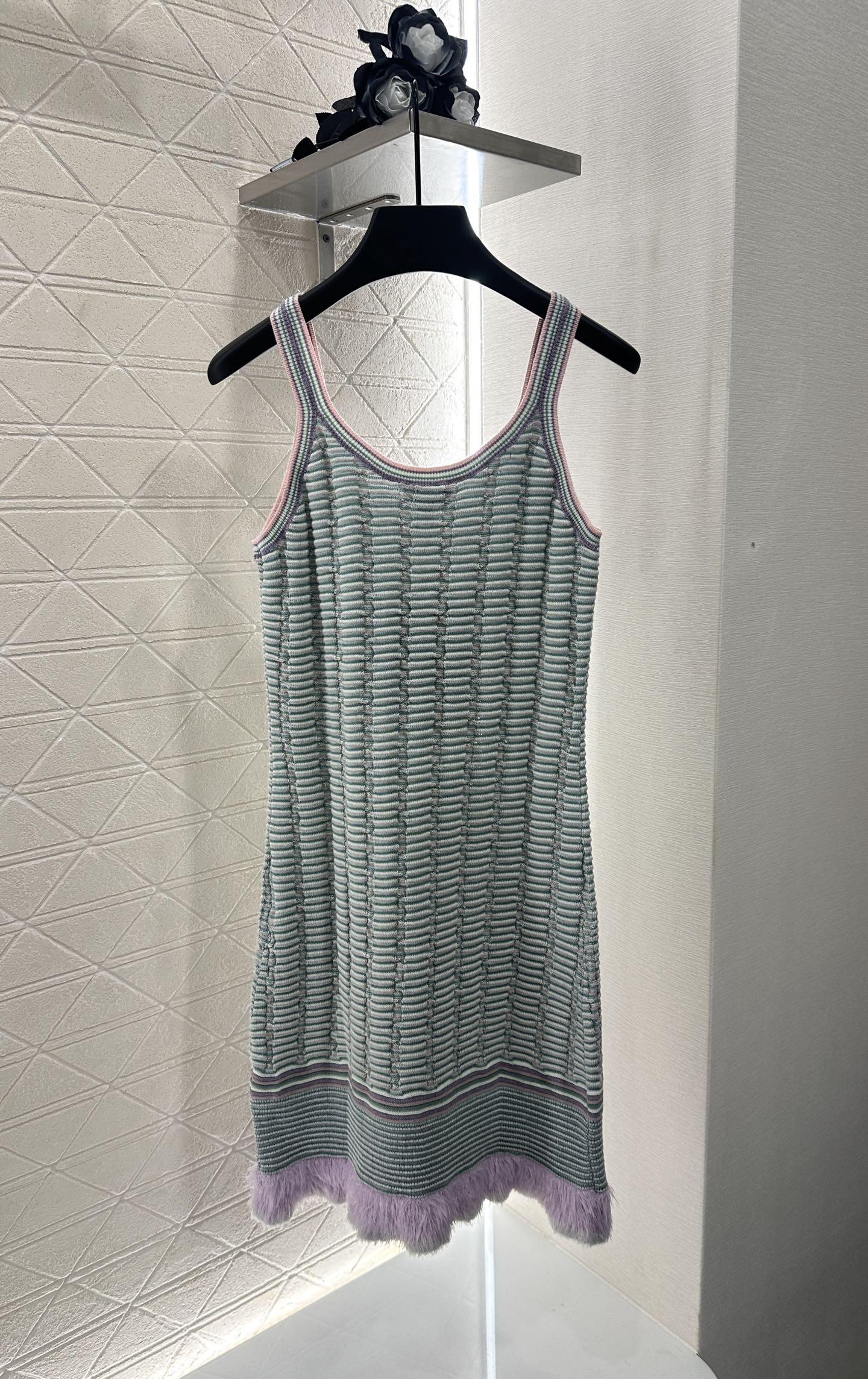2025 Early Autumn New Arrival Flowing Contrast Color Knitted Suspender Skirt