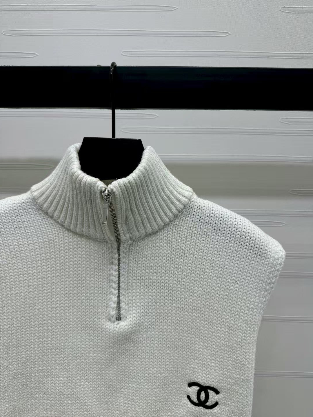 Cropped Oversized Knitted Vest