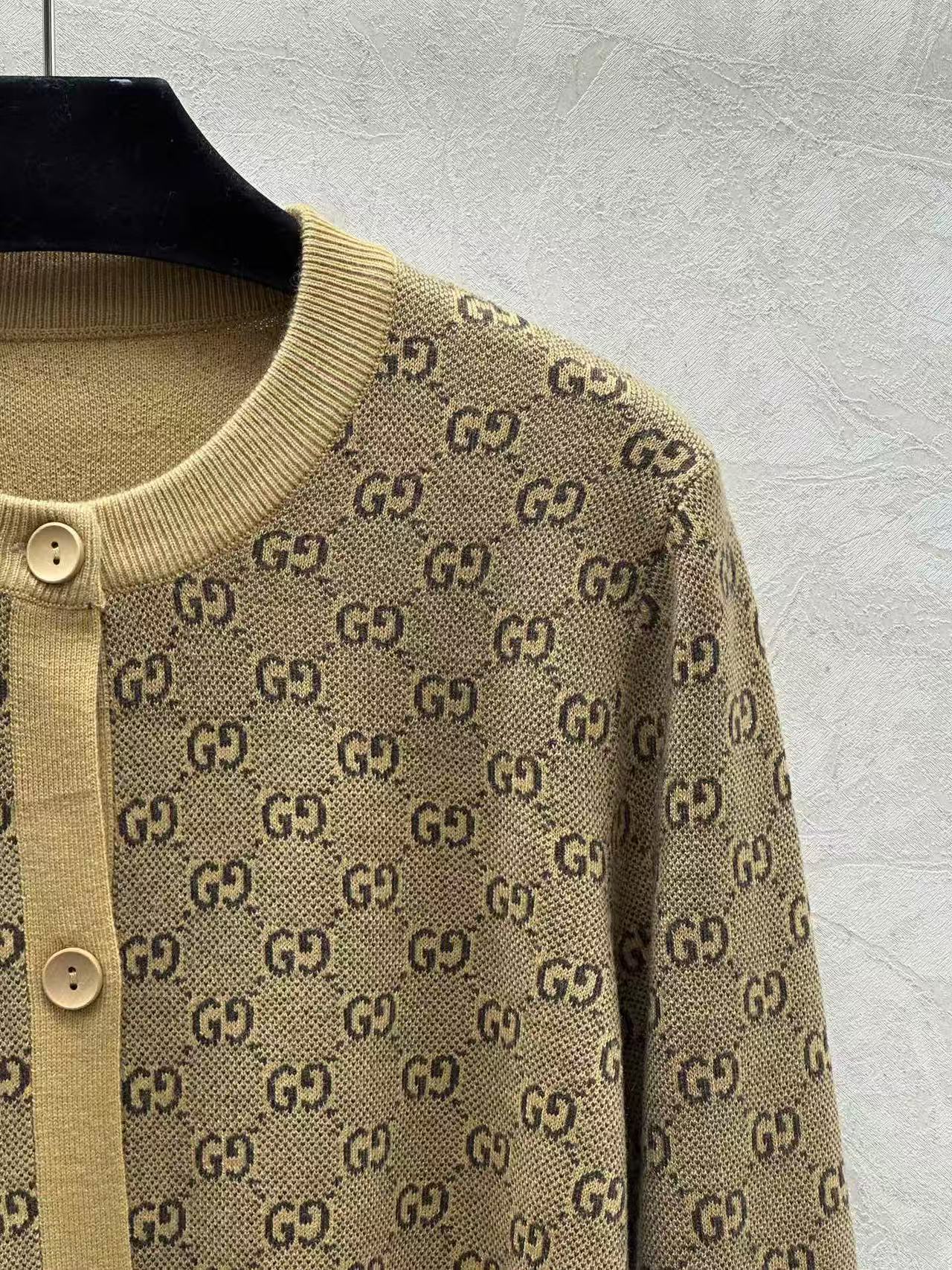 25 new gradient hot diamond knitwear