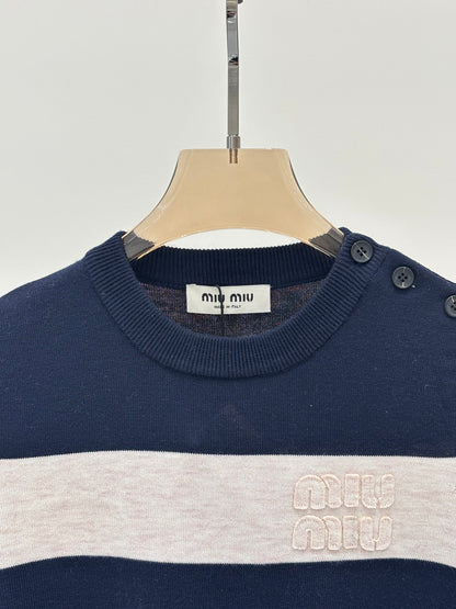 new product Striped crew neck sweater