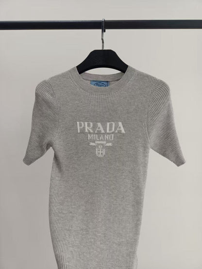 2025 Gold thread letter embroidery knitted short sleeved shirt