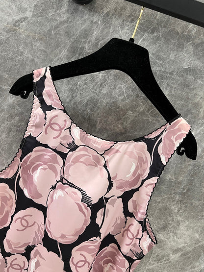 25 Medium Vintage Collection Black Pink Camellia Flower Print