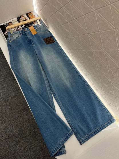 L 25 Small logo wide-leg jeans