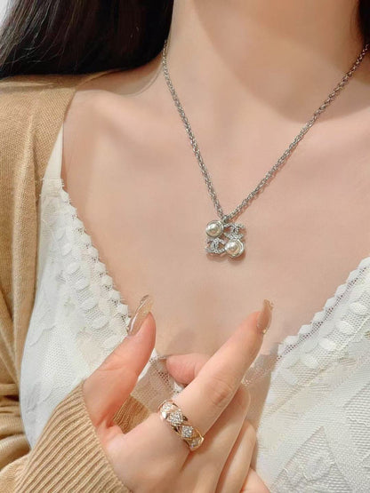C Rhinestone pearl square chain