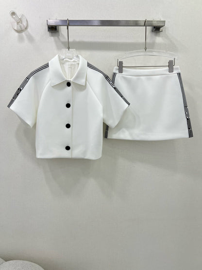 25 New Arrival: Short-Sleeve Two-Piece Skirt Set