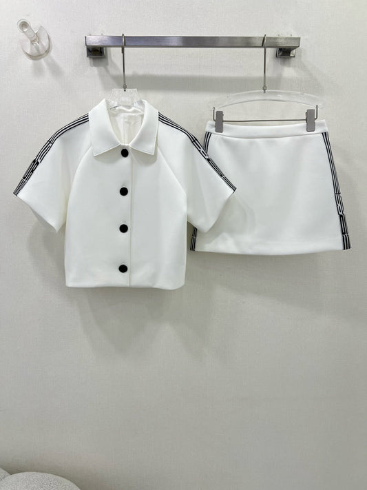 25 New Arrival: Short-Sleeve Two-Piece Skirt Set